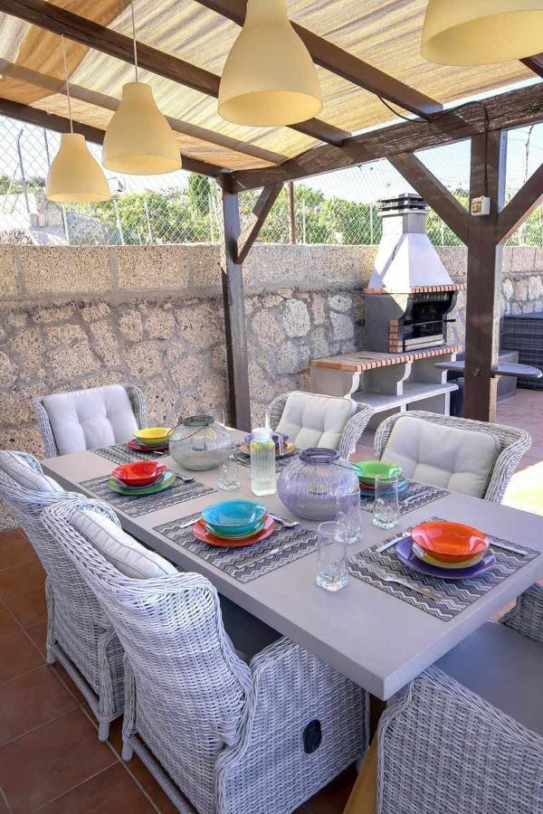 Villa Rural Casa Blanca By Tenerife Rental & Sales Granadilla De Abona Esterno foto